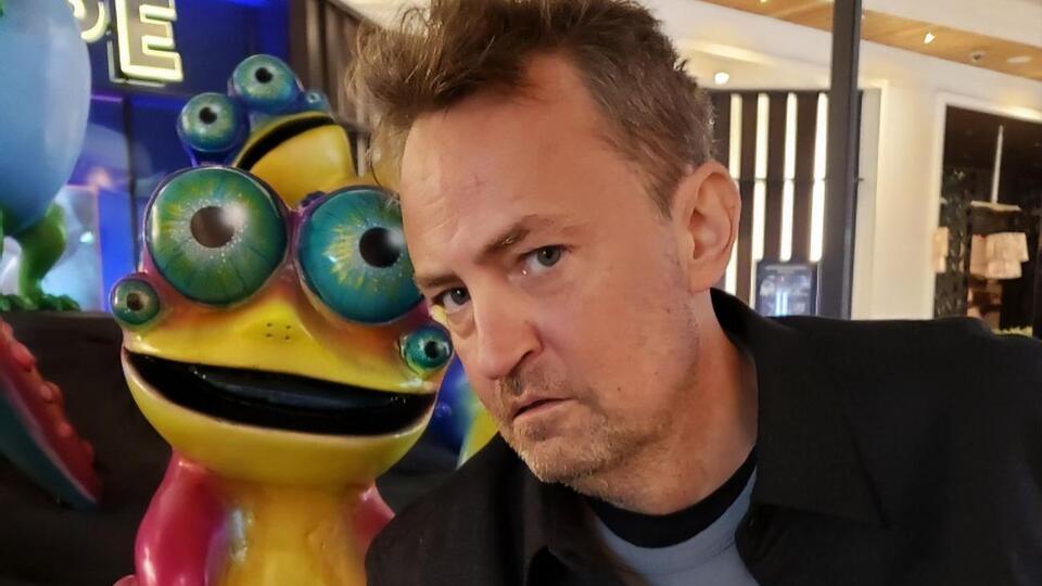 Мэттью Перри: Вот как я взволнован, чтобы наконец-то быть в Instagram. Итак, поехали