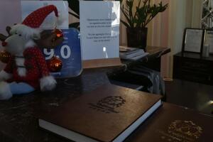 В Одесі готель розмістив на стійці реєстрації оголошення про те, що гостей із Китаю не приймають