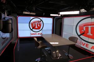 Телемарафон проходит без ведущих и гостей