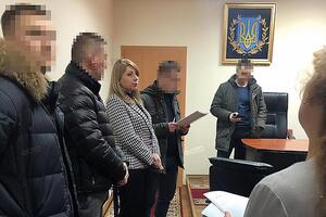 У Миколаївській ОДА провели обшуки у справі про незаконне передавання в оренду ділянки землі
