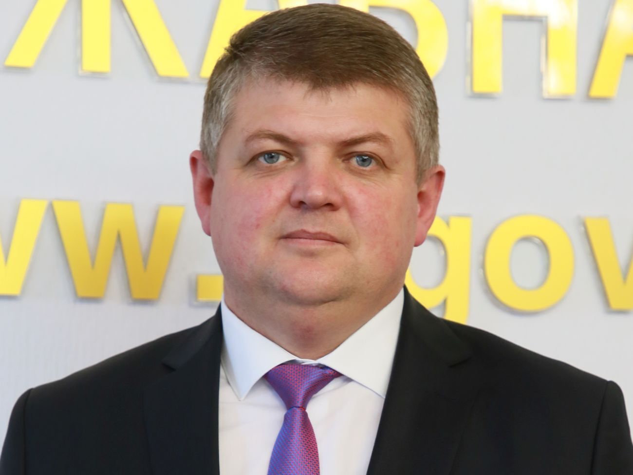 Федорив с 2001 года на государственной службе