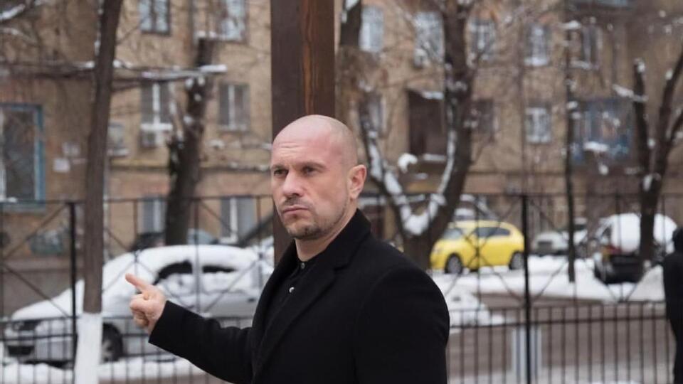 Кива грубо выражался в адрес премьера и Кабмина