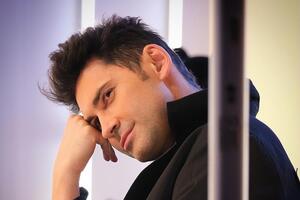 Пассия Dan Balan в два раза моложе его