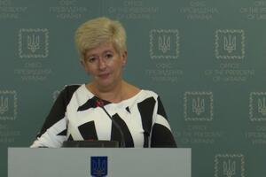 Лутковская была представителем Украины в гуманитарной подгруппе ТКГ с июня 2019 года