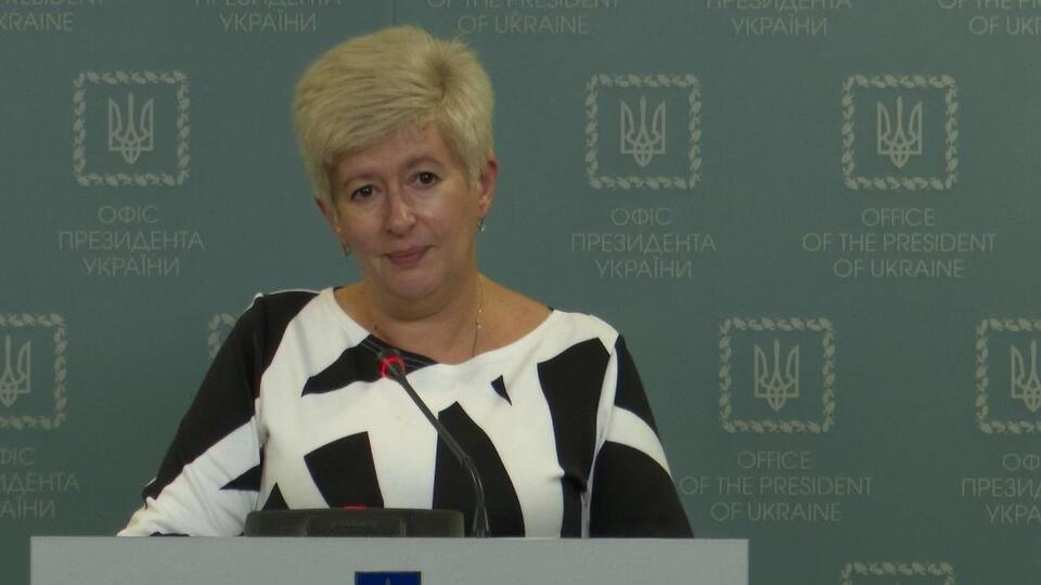 Лутковская была представителем Украины в гуманитарной подгруппе ТКГ с июня 2019 года