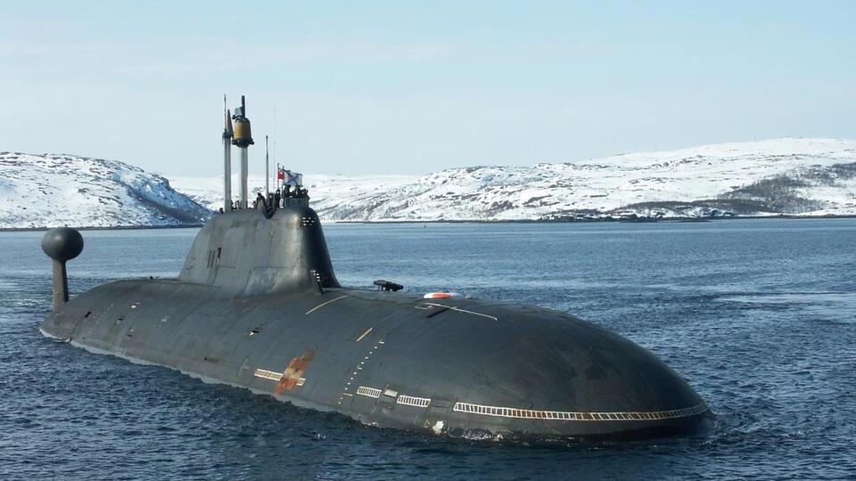 Офіцер відбував службу на посаді командира бойової частини радіотехнічної служби підводного човна