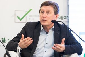 Фесенко: Єрмак – людина радше прозахідної культури. Йому цікавіше їздити на перемовини на Захід, ніж із росіянами вирішувати питання