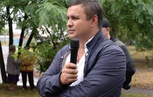 Микитась не может покидать место жительства без разрешения следователя