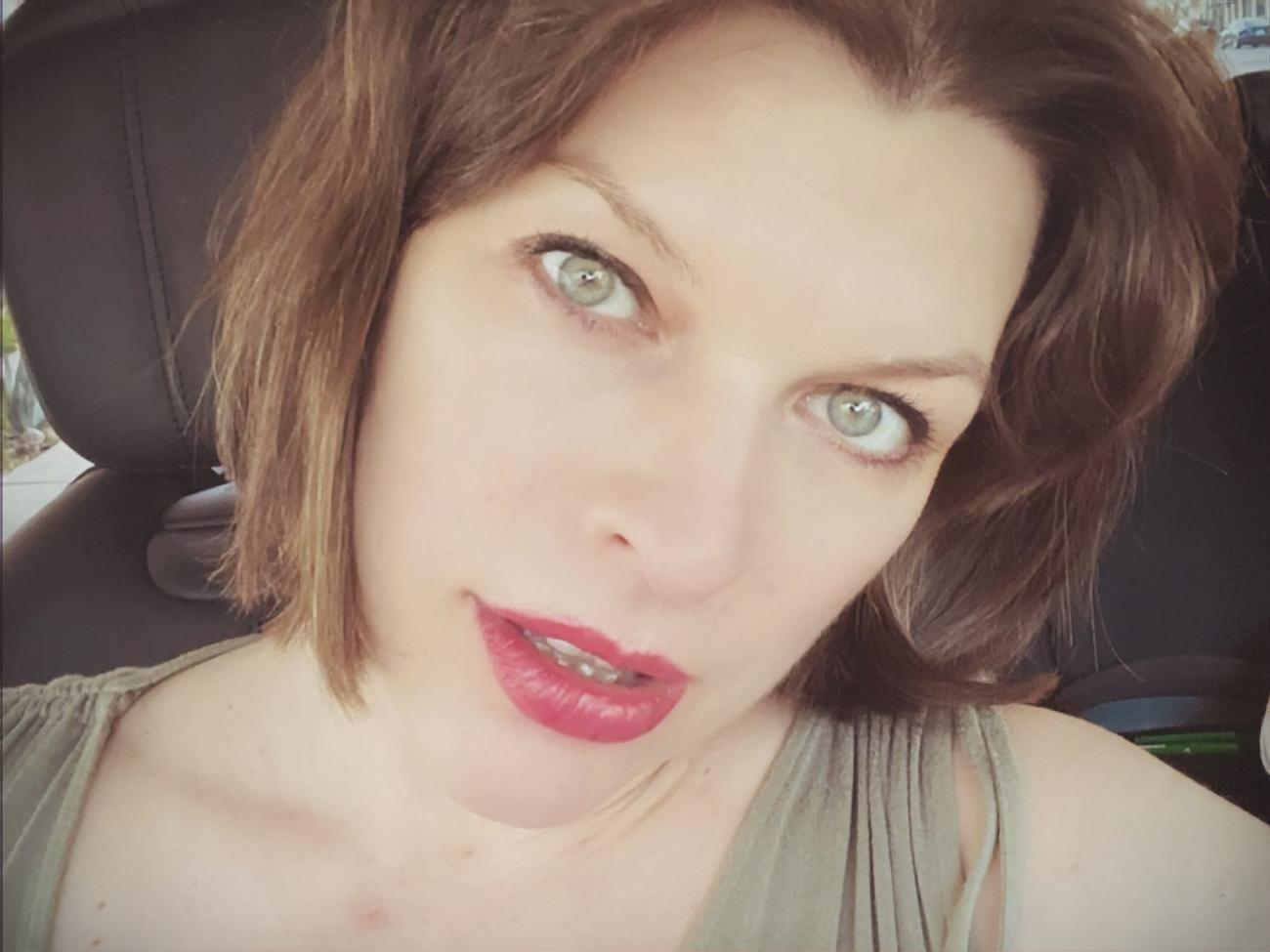 Йовович:&nbsp;Я могла бы остаться так навсегда! Лежа в пижаме целый день, кормя малышку!