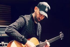 Machete: Все эти переходы, перевалы, горы, реки, протоки – все настоящее и находится в разных местах Алтая. Слова и музыка – тоже настоящие