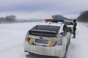 Харьковские патрульные заявили, что преследовали авто нарушителей за городом