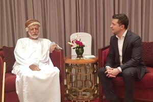 В начале января Зеленский посетил Оман, где провел ряд встреч, в частности – с министром иностранных дел Омана Юсуфом бин Аляви бин Абдаллой (на фото)