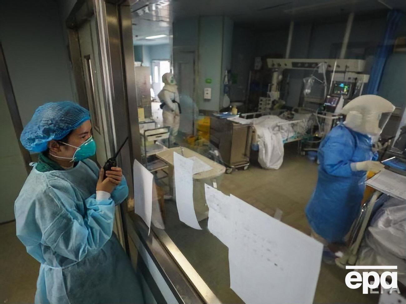 Вилікували й виписали з лікарень у Китаї вже 6723 людей