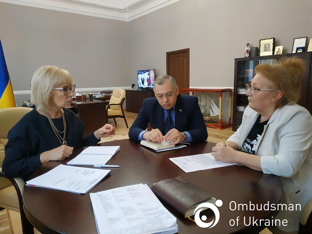 Денісова зустрілася з Абдуллаєвою 14 лютого