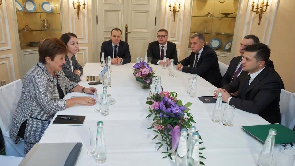 Зустріч Георгієвої і Зеленського відбулася в Мюнхені