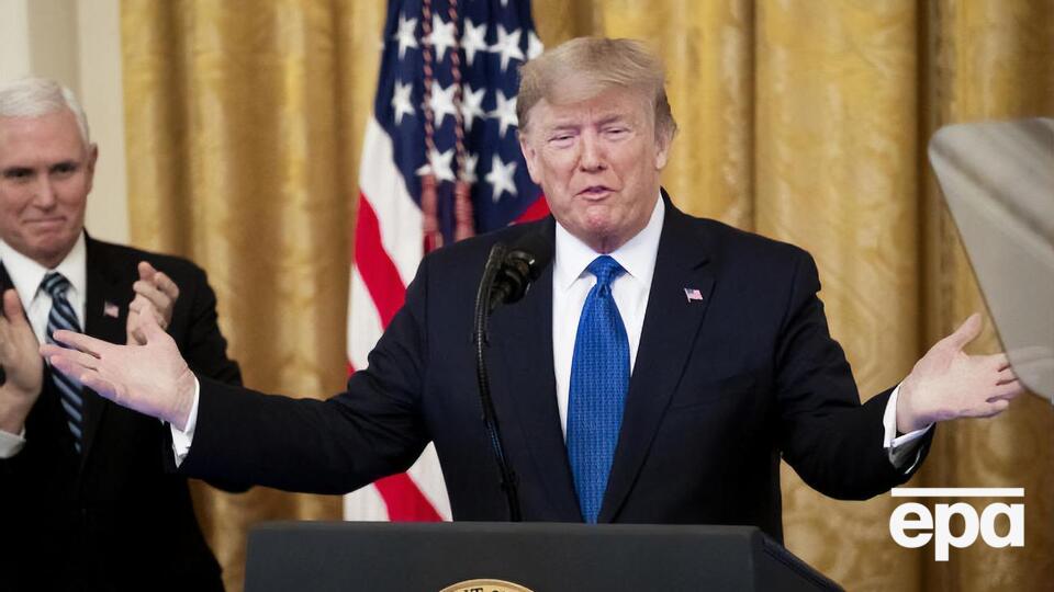 Трамп стал третьим президентом в истории США, которому объявили импичмент. Поводом для расследования стал его телефонный разговор с украинским президентом Зеленским