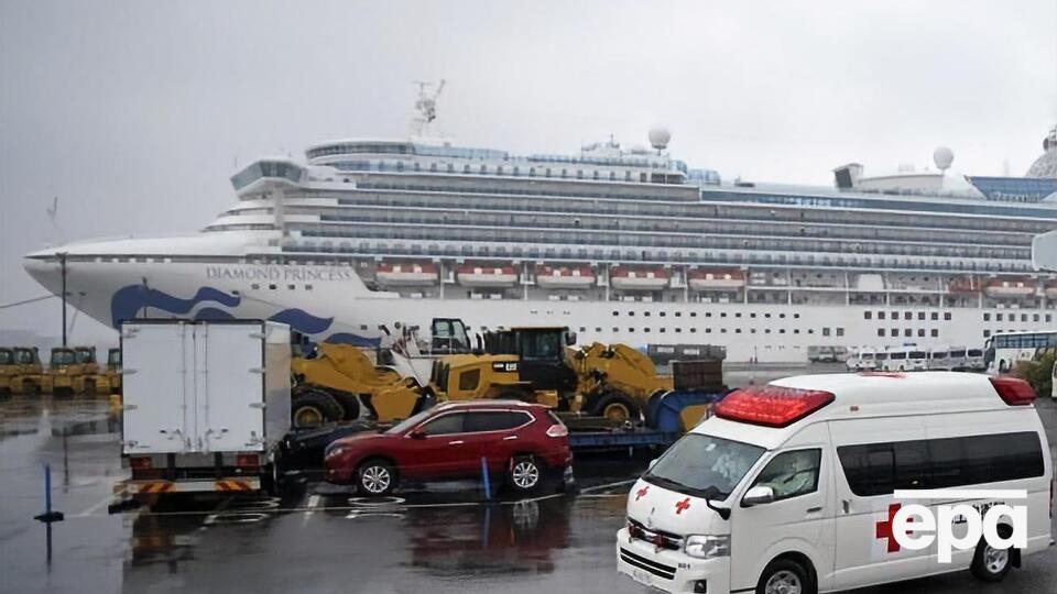 Дві країни евакуюють своїх громадян із лайнера Diamond Princess