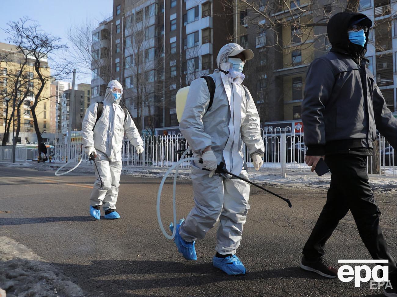 Уперше новий тип коронавірусу, що спричиняє атипову пневмонію, підтвердили 31 грудня 2019 року в Китаї