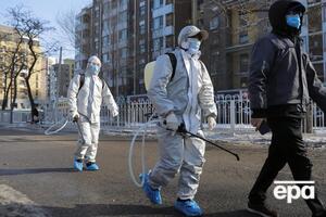 Уперше новий тип коронавірусу, що спричиняє атипову пневмонію, підтвердили 31 грудня 2019 року в Китаї