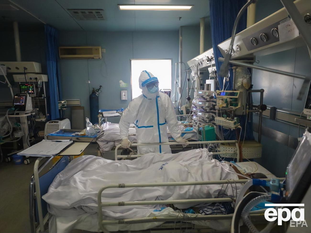 В Китае тестируют различные препараты для борьбы с коронавирусом