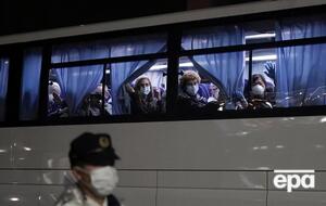 По прибытии на родину пассажиров лайнера проверят медики