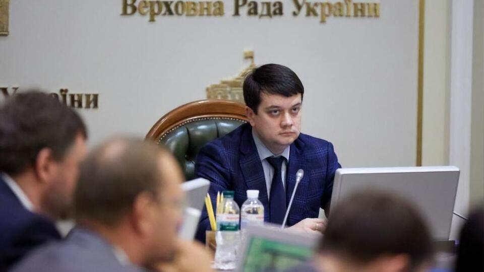 Разумков: Люди мають бачити, що народні депутати працюють на користь цієї держави