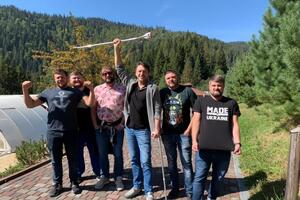 "Вар'яти-шоу" зняли відео, у якому потролили заяву продюсерки "плюсів" Олени Єремєєвої про те, що українська мова пасує тільки для комедій