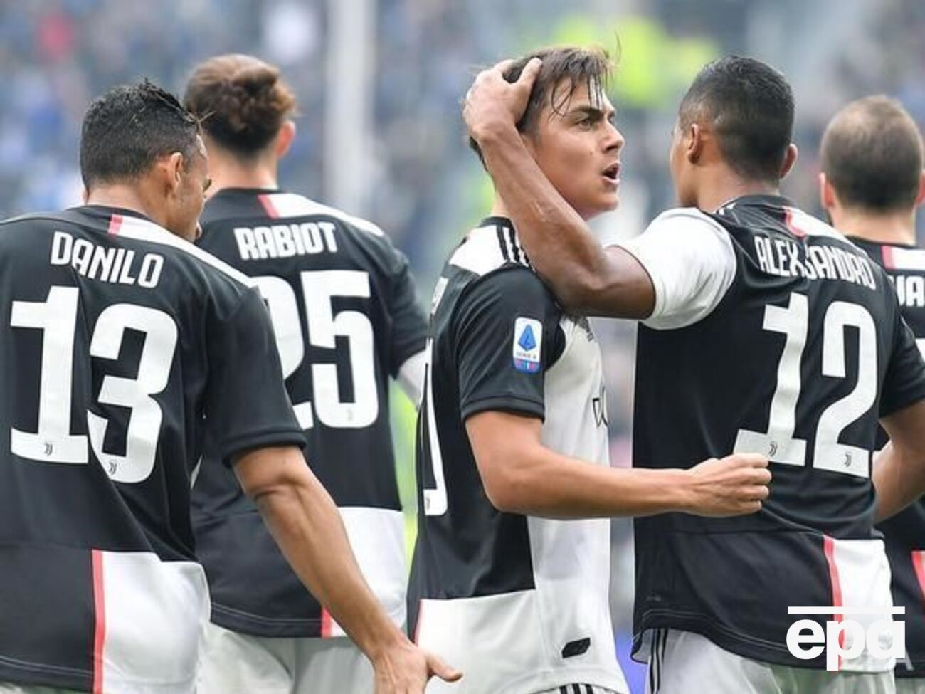 "Ювентус" выиграл матч, на котором присутствовал Фассон со счетом 2:0