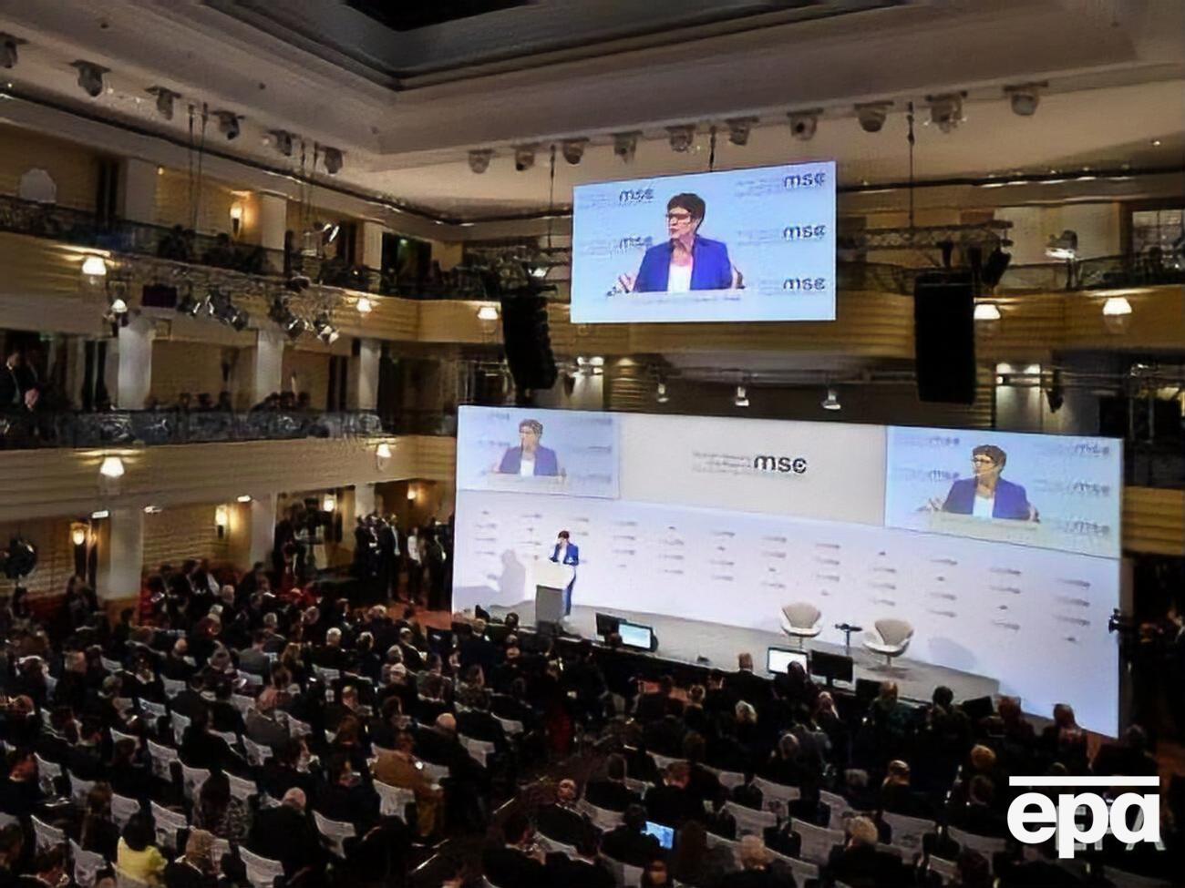 Участникам 56-й Мюнхенской конференции по безопасности предложили обсудить план прекращения войны на Донбассе