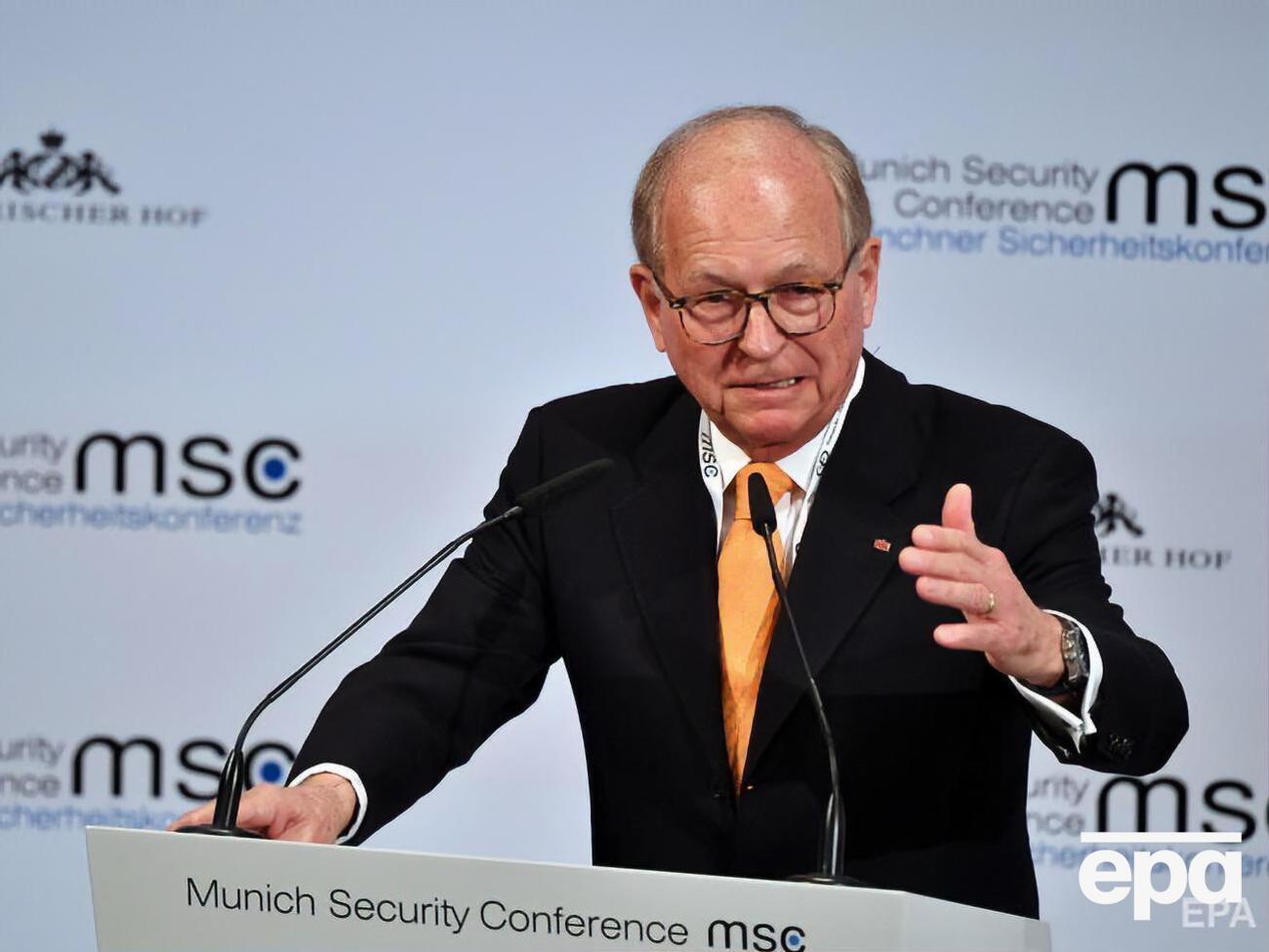 Ишингер просил не воспринимать план "12 шагов" чересчур серьезно