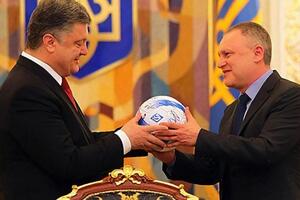 Суркис-младший (справа) хочет судиться с экс-президентом в Лондоне