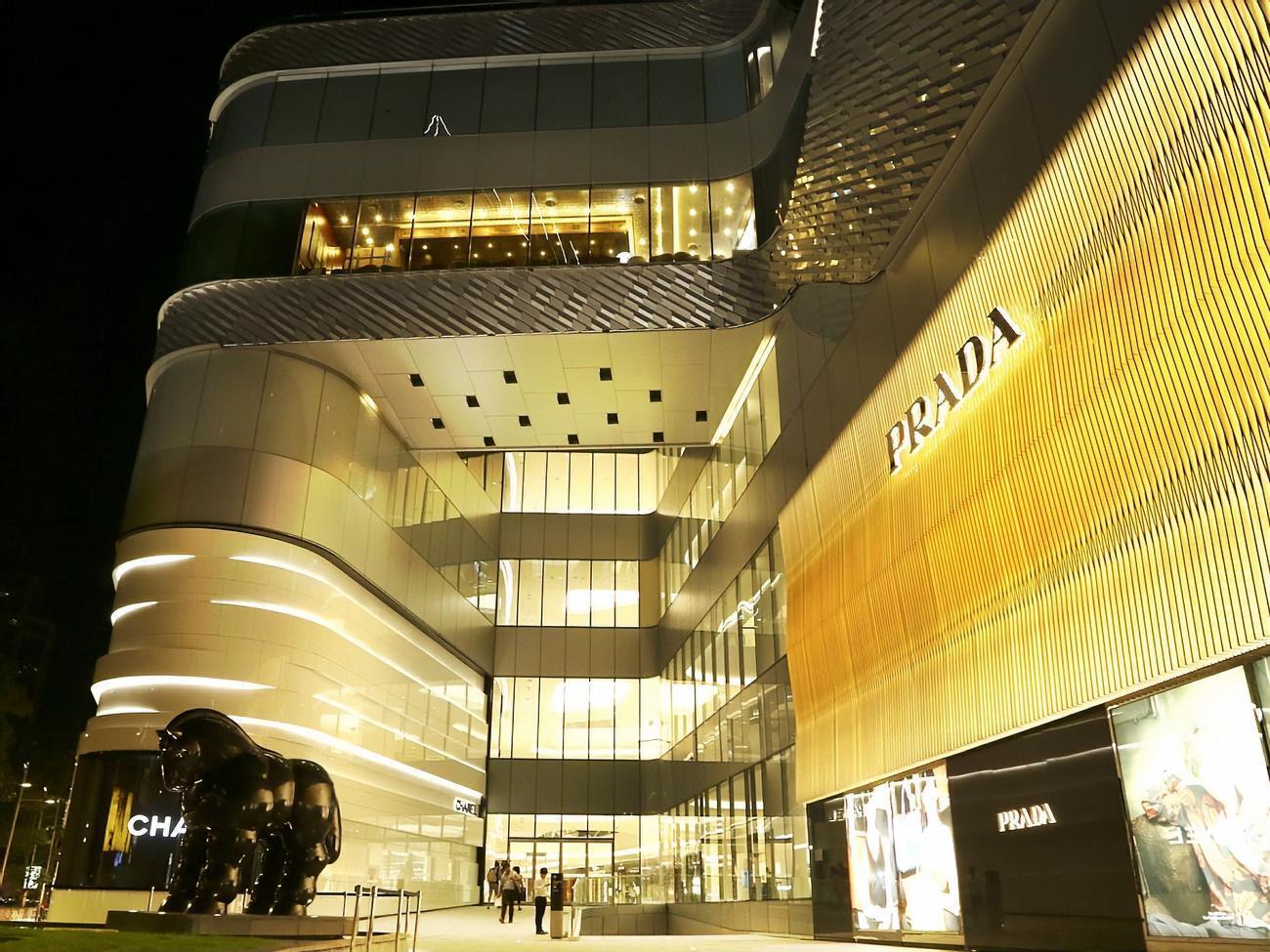 Prada в качестве меры предосторожности отменила модный показ в Японии