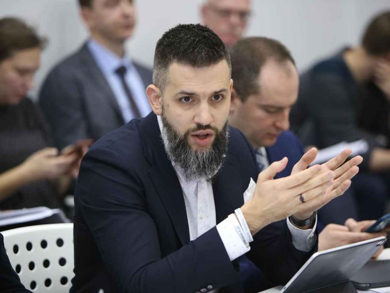 Нефьодова обвиняют в получения взяток