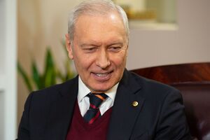 Компания АТБ много лет содержит детский дом, рассказал Буткевич