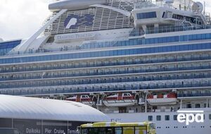 На лайнере тест на коронавирус прошли 3011 человек