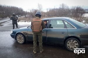 Бойовика доправили в поліцію