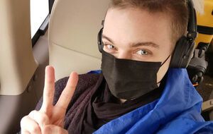 Украинцев возвращают на родину из Уханя