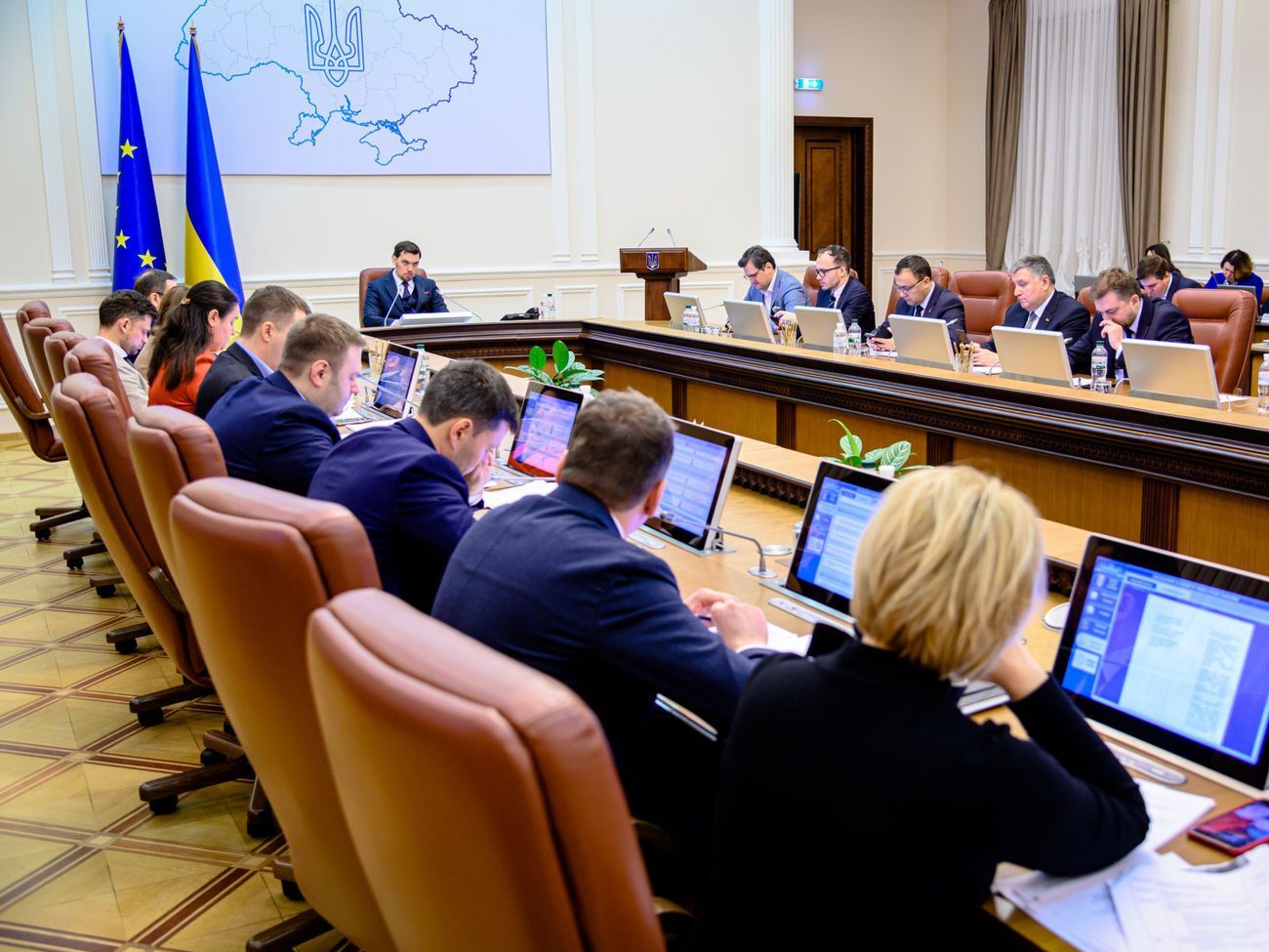 Кабмін України опублікував звіт про свою роботу 17 лютого