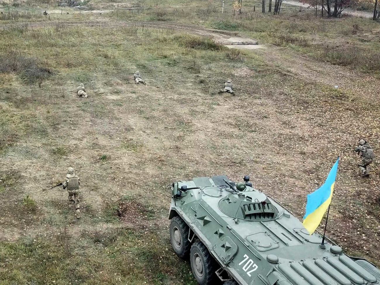 Украинские военные "адекватно ответили" на обстрелы боевиков, сообщили в штабе ООС