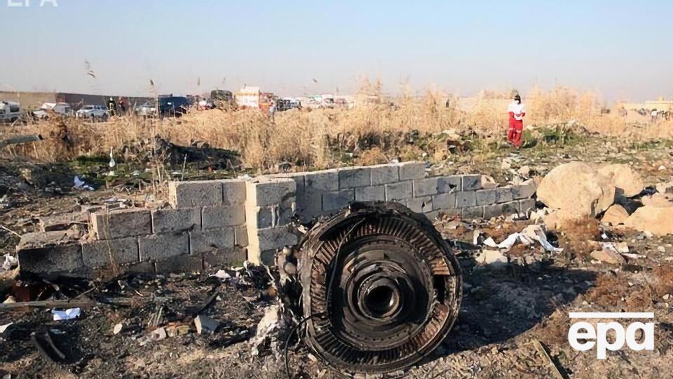 Літак МАУ розбився 8 січня