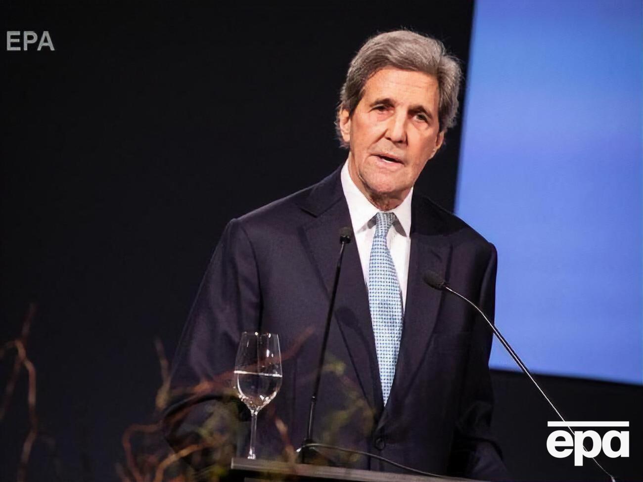 Керри (на фото) заявил, что работал над отставкой Шокина