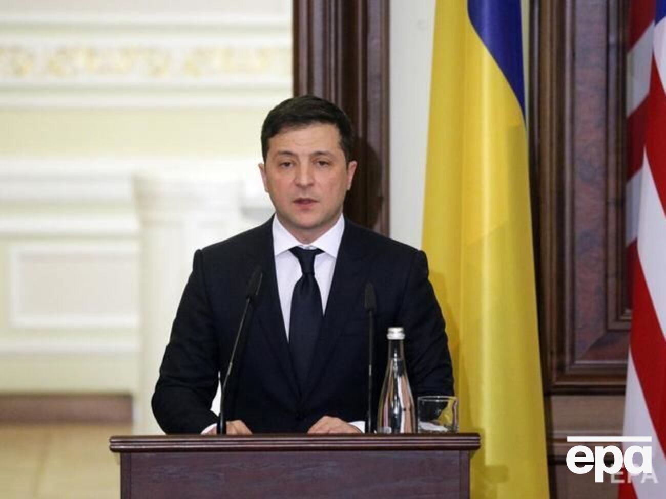 Зеленський закликав українців не влаштовувати провокацій у зв'язку з евакуацією людей з Уханя