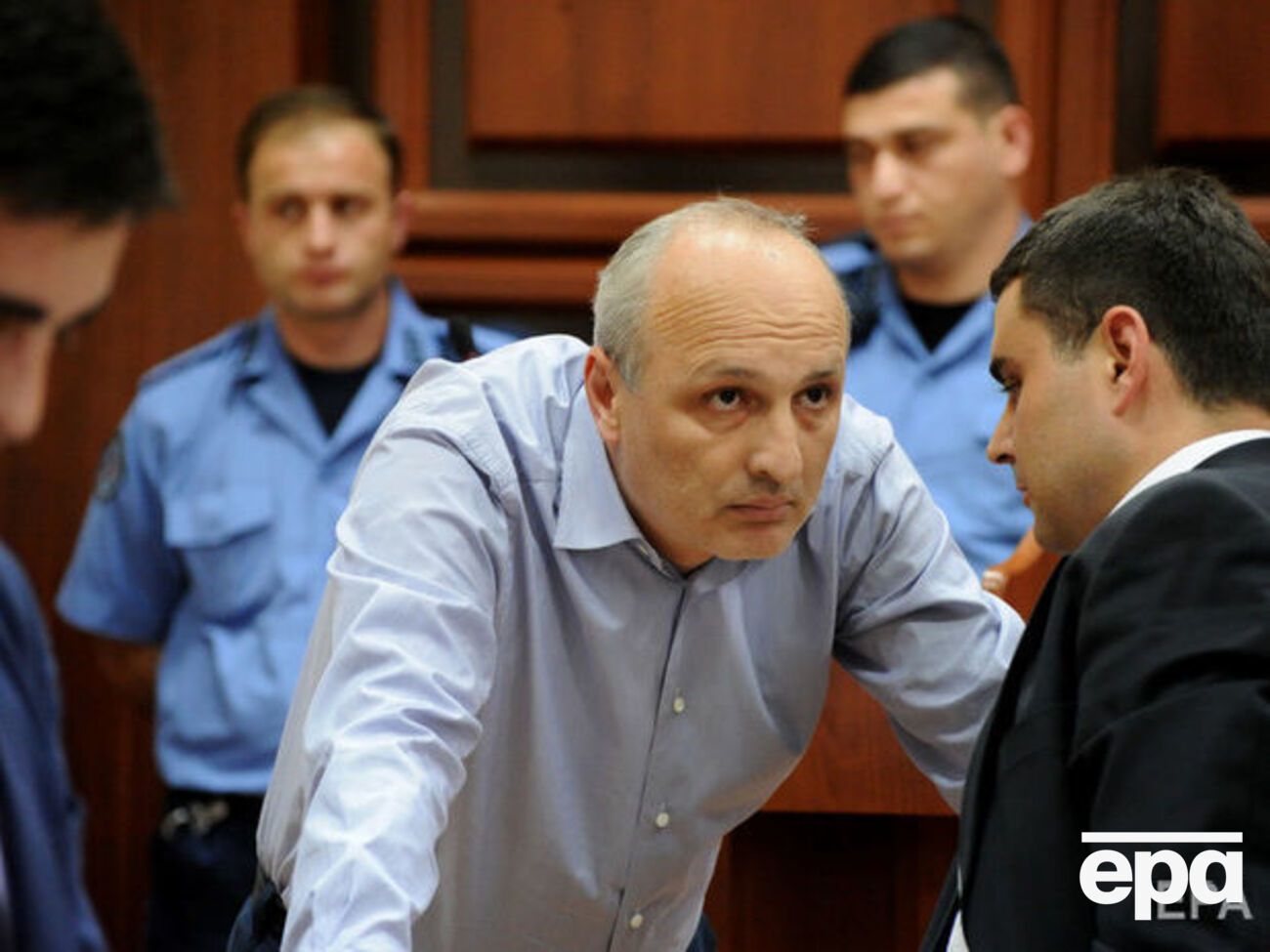 Мерабишвили (по центру) пообещал, что власть в Грузии сменится уже в ближайший год