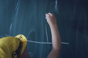 У новосанжарській школі навчається 900 дітей