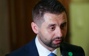 Арахамия: Меня привлекло любопытство