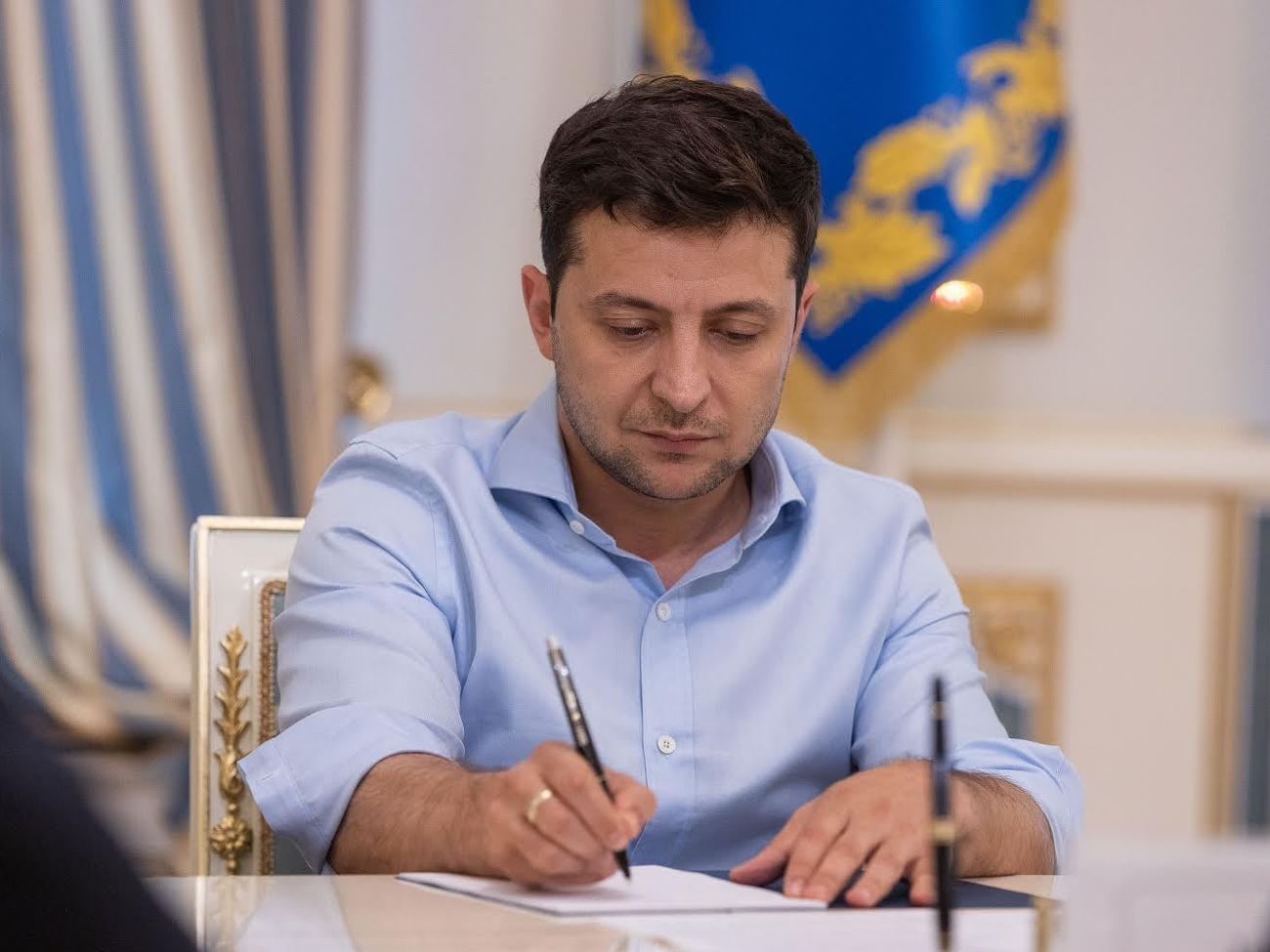Указ Зеленский подписал 21 февраля
