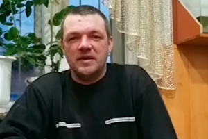 Чоловік попросив вибачення у поліцейських