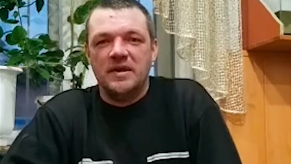 Чоловік попросив вибачення у поліцейських