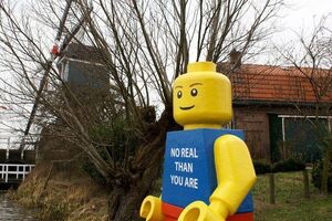 Фигурку Lego-человечка, которую создал Кнудсен, начали производить в 1978 году