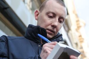 Асеев: Действительно хорошие люди, которые очень много сделали для нашей страны, остаются в подвалах. А некоторые, даже воевавшие против нашей страны, выходят по обмену
